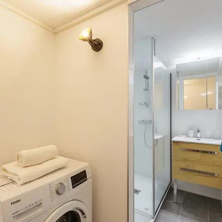 Appartement Grand Roc A217 From Slopes 150m, Mont-blanc View, Parking & Wifi - Happy Chamonix